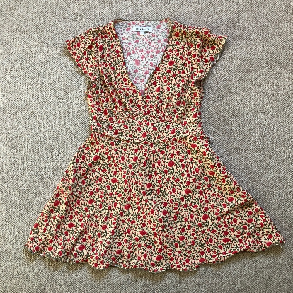 RIXO x RTR Ditsy Trail Cream Floral Flutter Sleeve Mini Dress